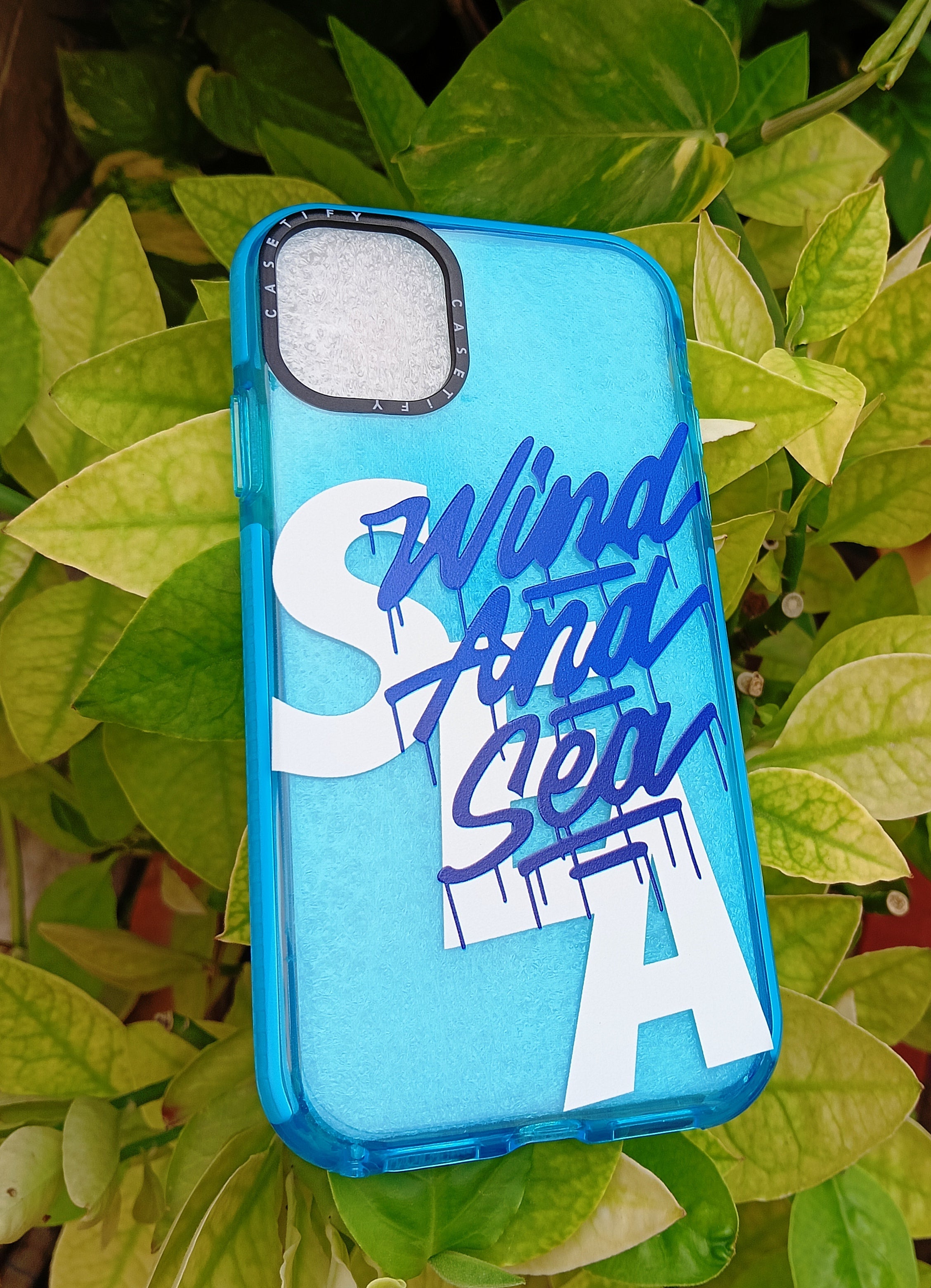 Light Baby Blue Wind and Sea Beach Water Lovers Translucent Bumper Case